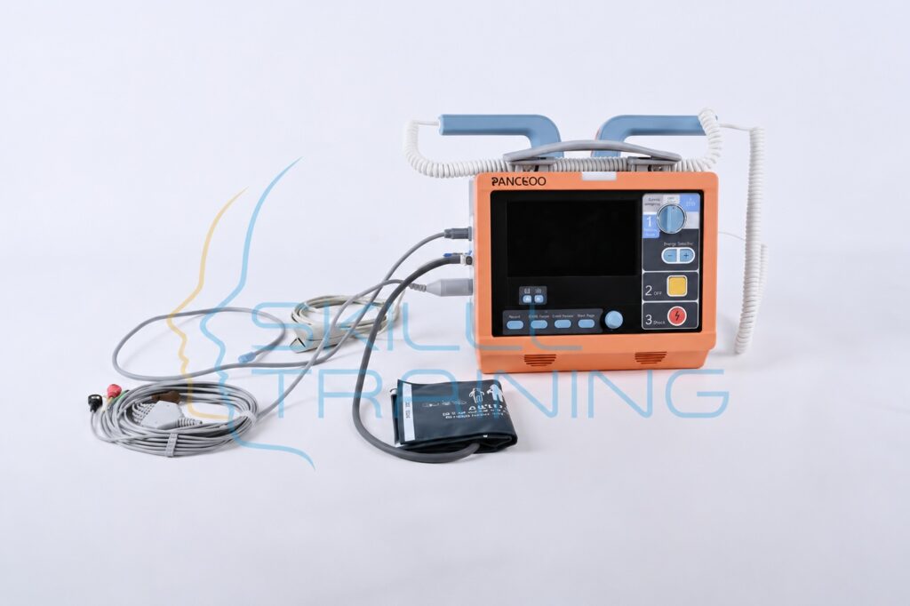 Desfibrilador Inteligente Simulado con Monitor y DEA